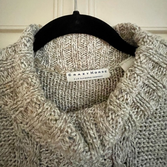 CRAZY HORSE, WOMENS SWEATER. SIZE XL. - Picture 3 of 5